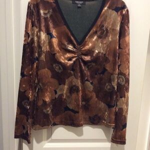 Karen Kane shirt x large velour?v neck long sleeve brown gold flowers on black